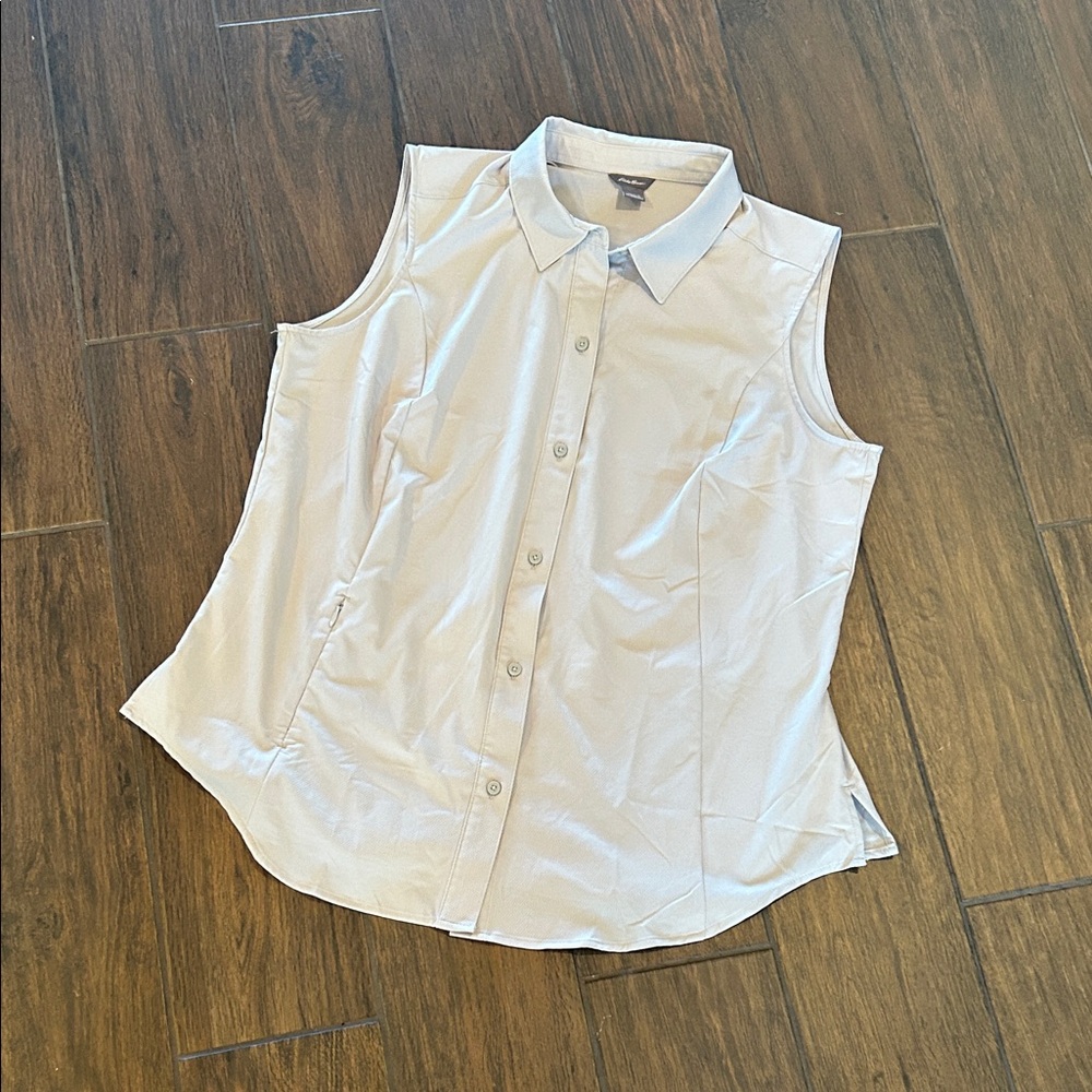 Eddie Bauer Sleeveless Button-Up Women's Top